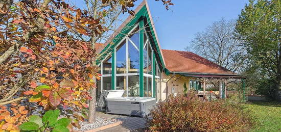 Architektenhaus Freigeist direkt an der Natur mit Sauna und Whirlpool