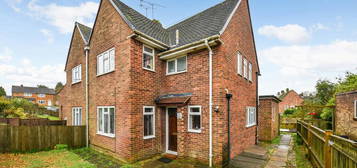 5 bedroom semi-detached house