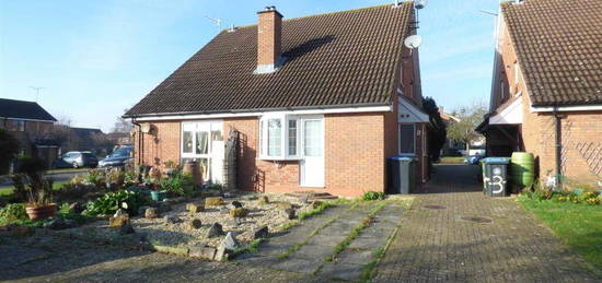 1 bedroom detached house