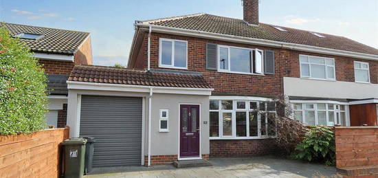 3 bedroom semi-detached house for sale