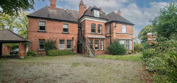 8 bedroom detached house for sale