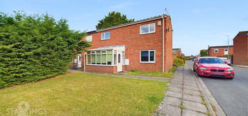 2 bed semi-detached house for sale