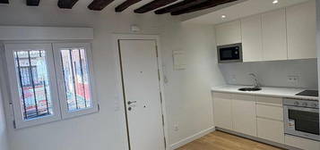 Apartamento de alquiler en Calle del Olivar, 17, Embajadores - Lavapiés