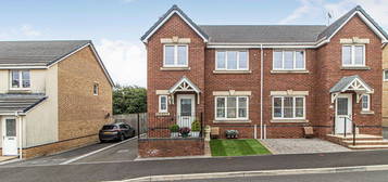 3 bed semi-detached house for sale