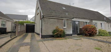 4 bedroom semi-detached house to rent