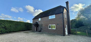 4 bedroom detached house to rent