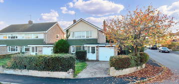 3 bed detached house for sale