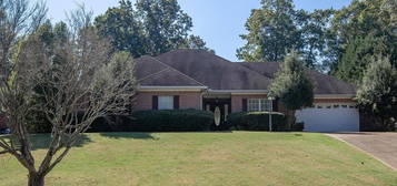 117 Peyton Cir, Oxford, MS 38655