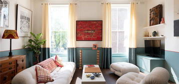 Flat for sale in Talbot Road, London W11