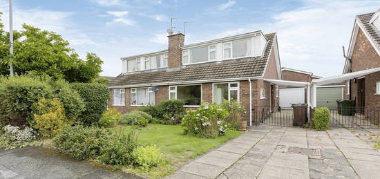 3 bed semi-detached house for sale