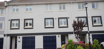 4 bedroom terraced house for sale