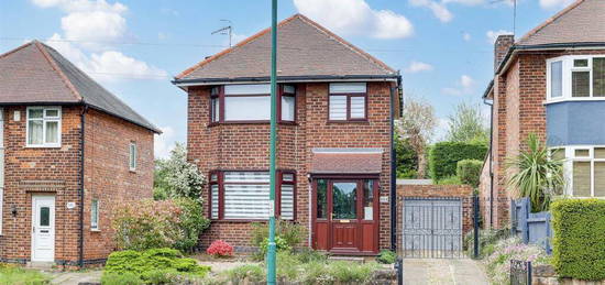 3 bedroom detached house