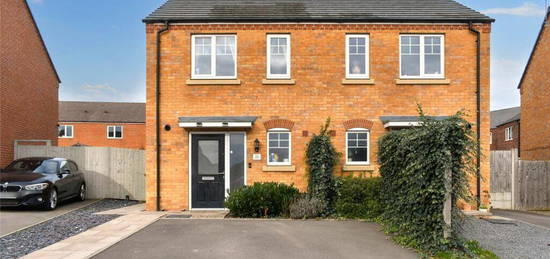 2 bedroom semi-detached house