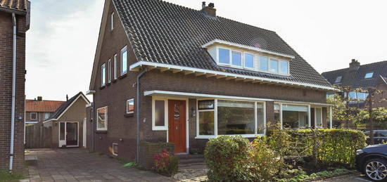 van Dijklaan 6