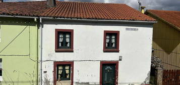 Casa en calle Lugar Montecelo en Ortigueira