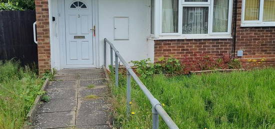 Semi-detached bungalow to rent in Henry Boteler Road, Coventry CV4