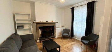 2 bedroom terraced house