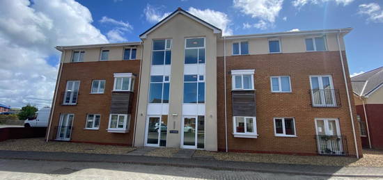 Flat for sale in Clos Gwilym, Llanbadarn Fawr SY23