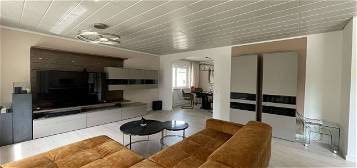 Renovierte Obergeschoss-Wohnung im Mehrfamilienhaus in ruhiger Lage (zu Vermieten ab 01.07.24)