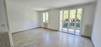 Appartement  à louer, 3 pièces, 2 chambres, 73 m²