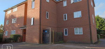 Flat to rent in Viceroy Close, Colchester, Essex CO2