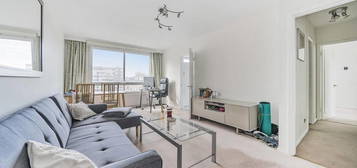 Flat to rent in The Water Gardens, Bayswater W2