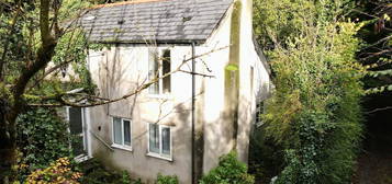 1 bed detached house for sale