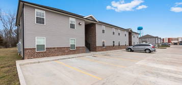 1512 Marcella St Unit 202, Perryville, MO 63775