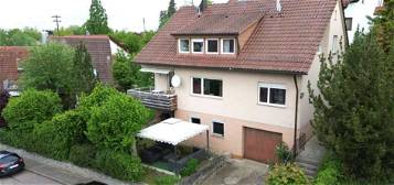 2-3 Familienhaus in idylischer Wohnlage mit Garten, Terrasse, Balkon und Garage
