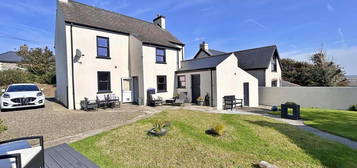 4 bed detached house for sale