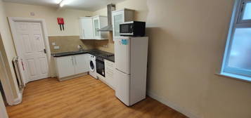 Flat for sale in Kenton Road, Harrow HA3