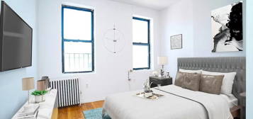 249 E 10th St Unit 8A, New York, NY 10009