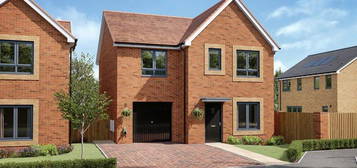 3 bed detached house for sale