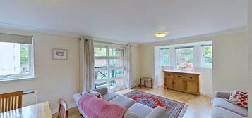 Flat to rent in North Werber Park, Edinburgh EH4