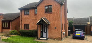 Detached house to rent in Whaddon Close, West Hunsbury, Northampton NN4