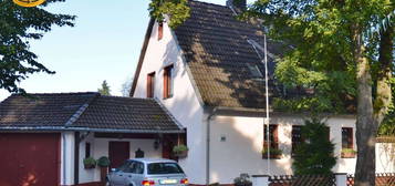 Traumhaus in grüner Umgebung