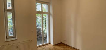 Exklusive 2-Raum-Wohnung mit Terrasse und Einbauküche am Helmholtzplatz