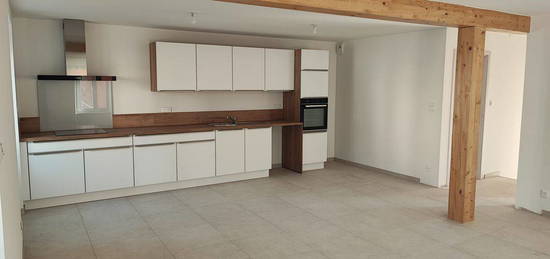 Loue appartement T3 76m2