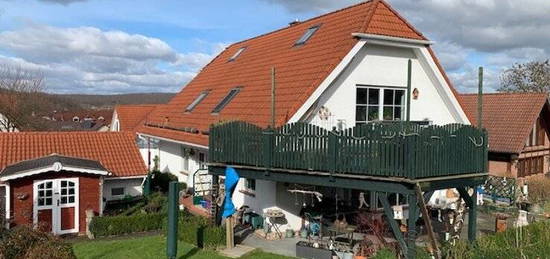 Attraktive 4 ZKB, 120 m² Maisonette Wohnung mit großer Dachterrasse im idyllischen Kaufungen