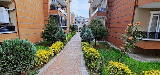 KARTEPE ATAEVLERDE HÜRSOY CİTY 2 DE SATILIK 2+1 DAİRE