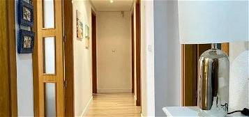 3 Zimmer-Apartment 100 m²