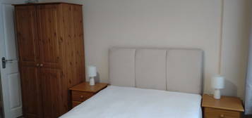 Shared accommodation to rent in London Road, Reading RG1