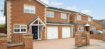 5 bedroom detached house for sale