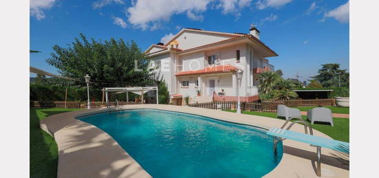 Casa o chalet de alquiler en Siete, Corbera de Llobregat