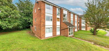 2 bedroom ground floor flat for sale