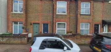 2 bedroom semi-detached house to rent