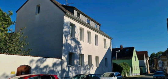 Provisionsfrei: Mehrfamilienhaus mit Potenzial in Mz-Kostheim