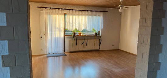 Schöne, helle 5-Zimmer-Wohnung mit Blick ins Grüne in Konken