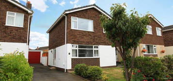 3 bedroom detached house