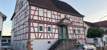 Denkmalgeschütztes Haus mit Gewerbeeinheit in Mümling-Grumbach